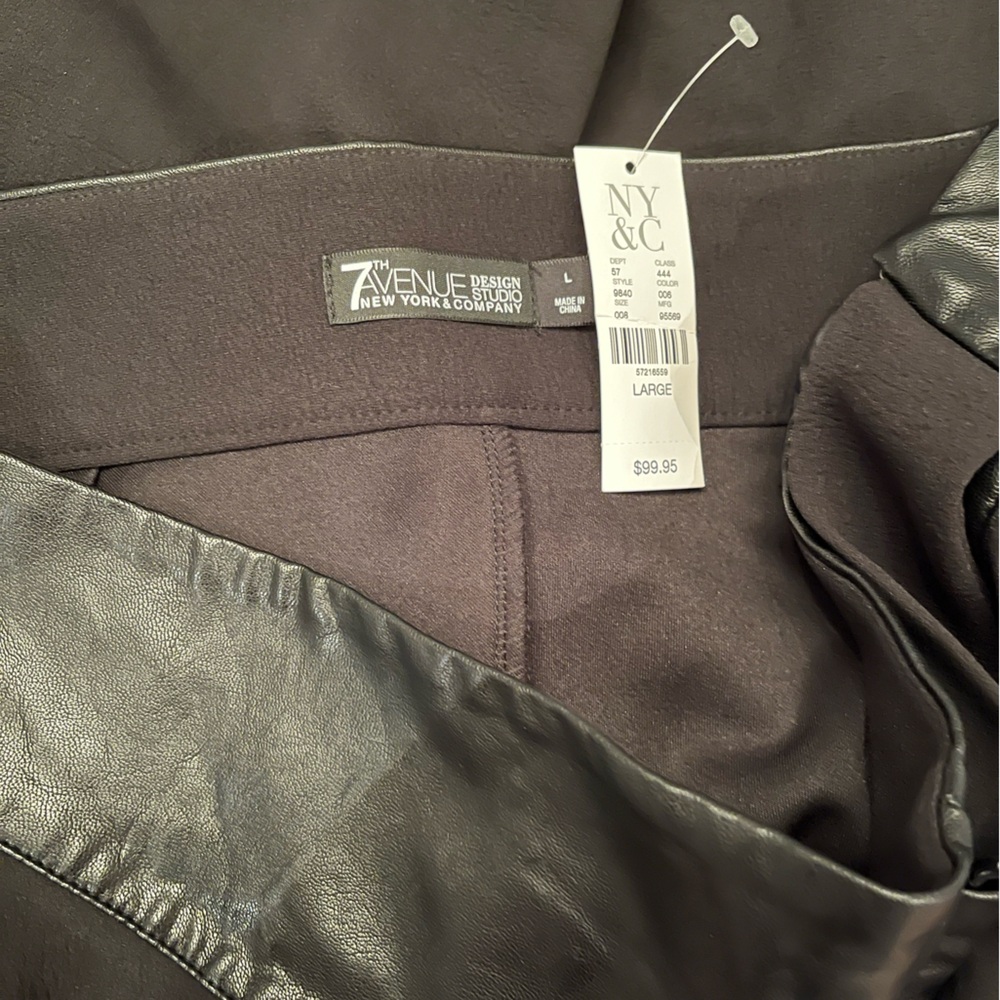 NY&C Asymmetrical Skirt Large
